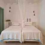 Дом отдыха Symi Village House