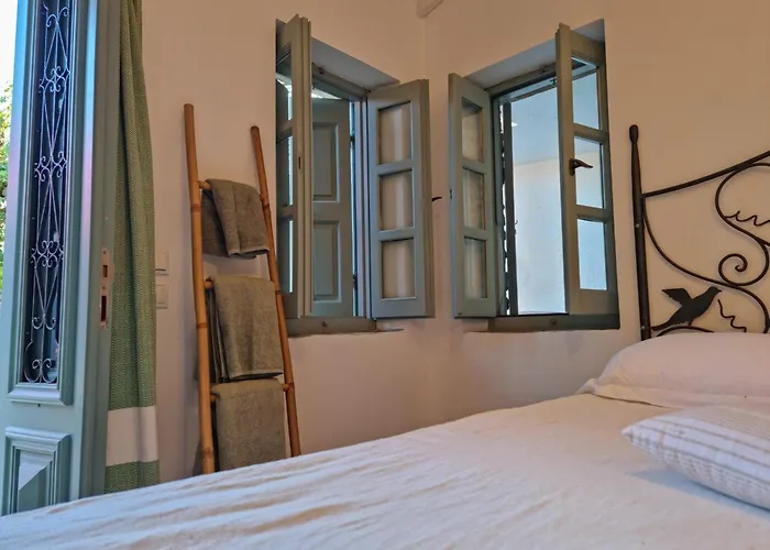 Symi Village House 펜션 *