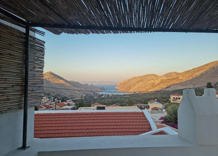 펜션 Symi Village House *