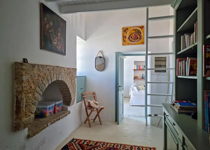 펜션 Symi Village House *