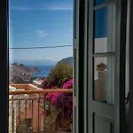 Symi Village House Casa de Férias *