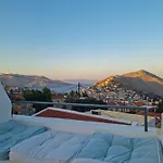 Symi Village House Casa de Férias