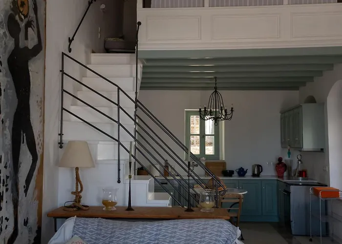 Symi Village House בית נופש *