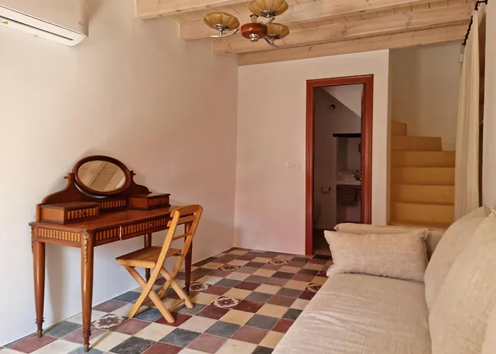 Symi Village House סימי